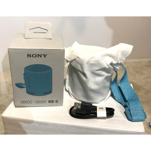 Sony XB100 Wireless Speaker Bluetooth 16H Playtime IP67 Water Resistant Blue - Picture 7 of 8